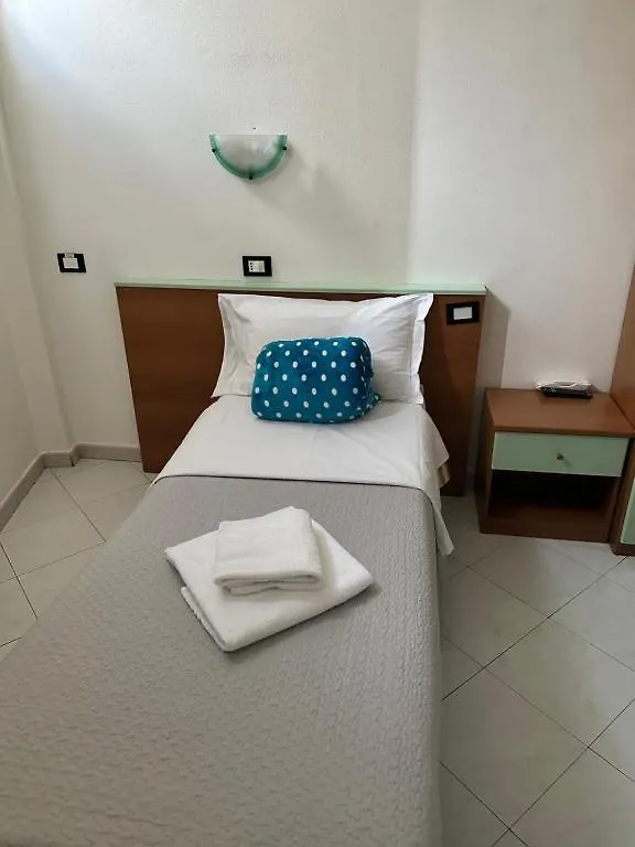 Locanda Foresteria Milán 0*,